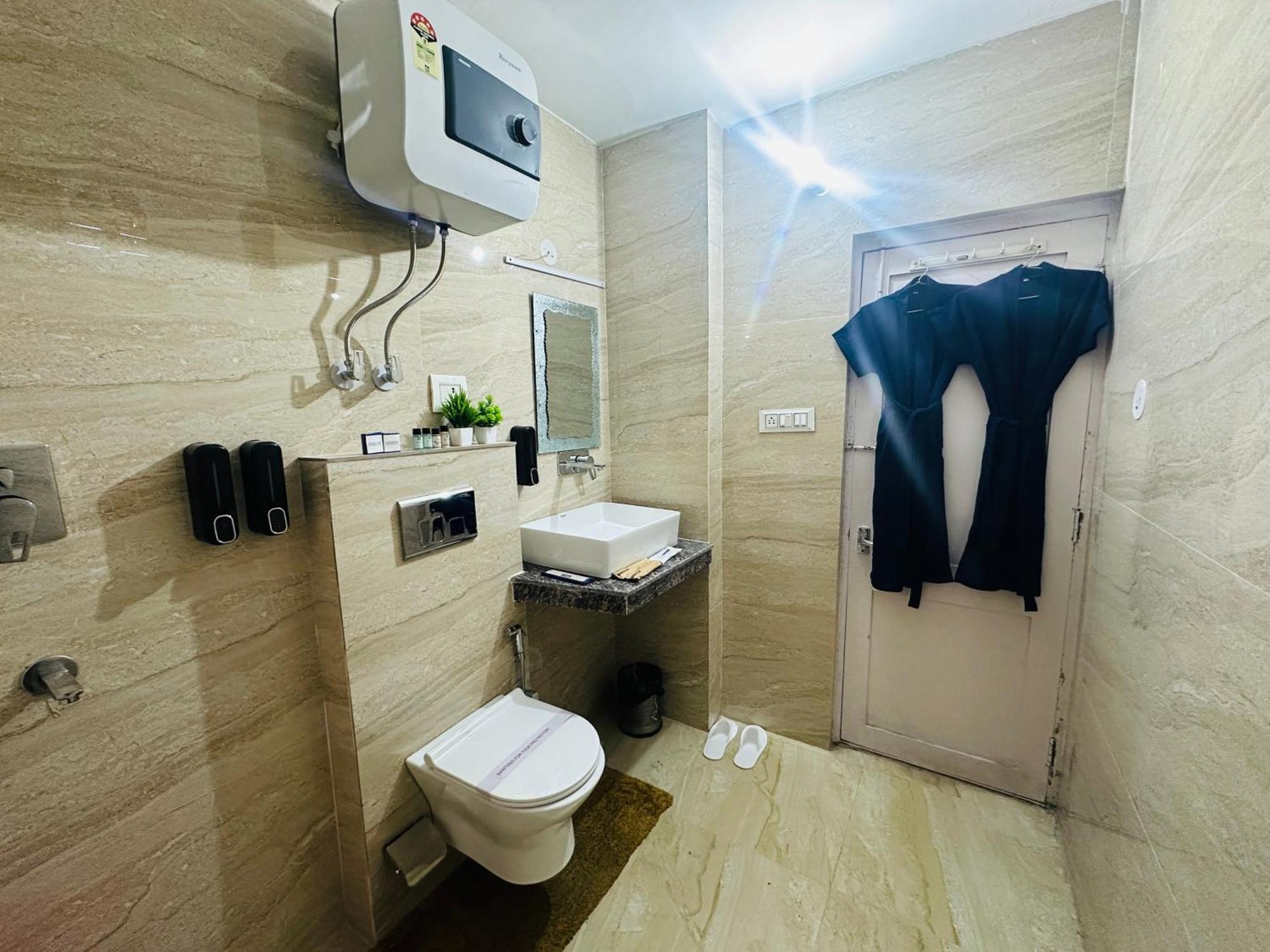 Hotel Mini Switzerland In Dalhousie Zewnętrze zdjęcie
