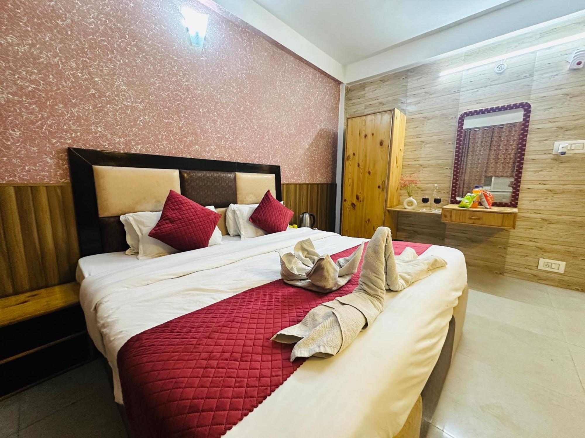 Hotel Mini Switzerland In Dalhousie Zewnętrze zdjęcie